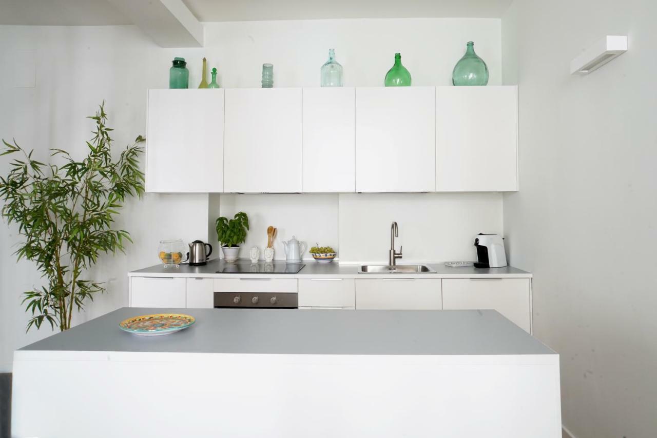 T-Home / Stylish Apartment Palermo Center ภายนอก รูปภาพ